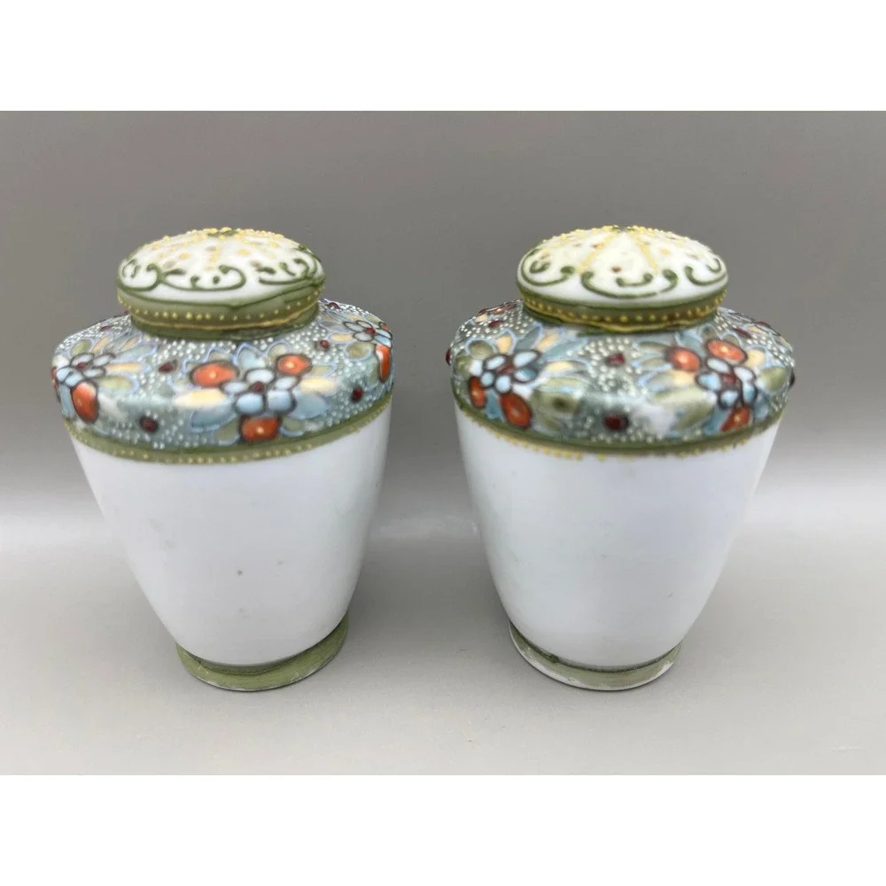 Vtg Porcelain Moriage Hand Painted Salt and Pepper Shakers Floral Green 3